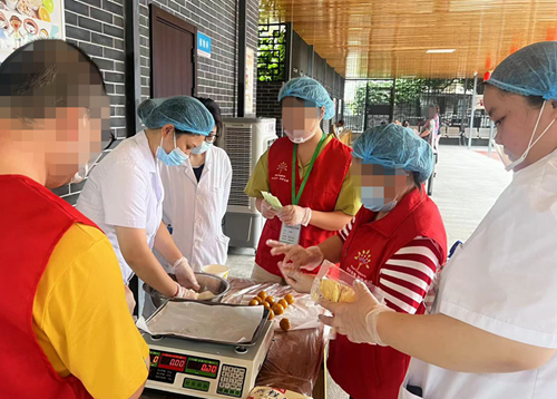 我院精神康復科開展“月圓慶中秋，巧手制月餅”康復活動