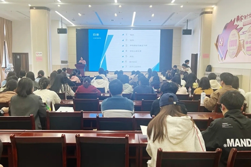 我院召開危急重癥專科知識(shí)培訓(xùn)